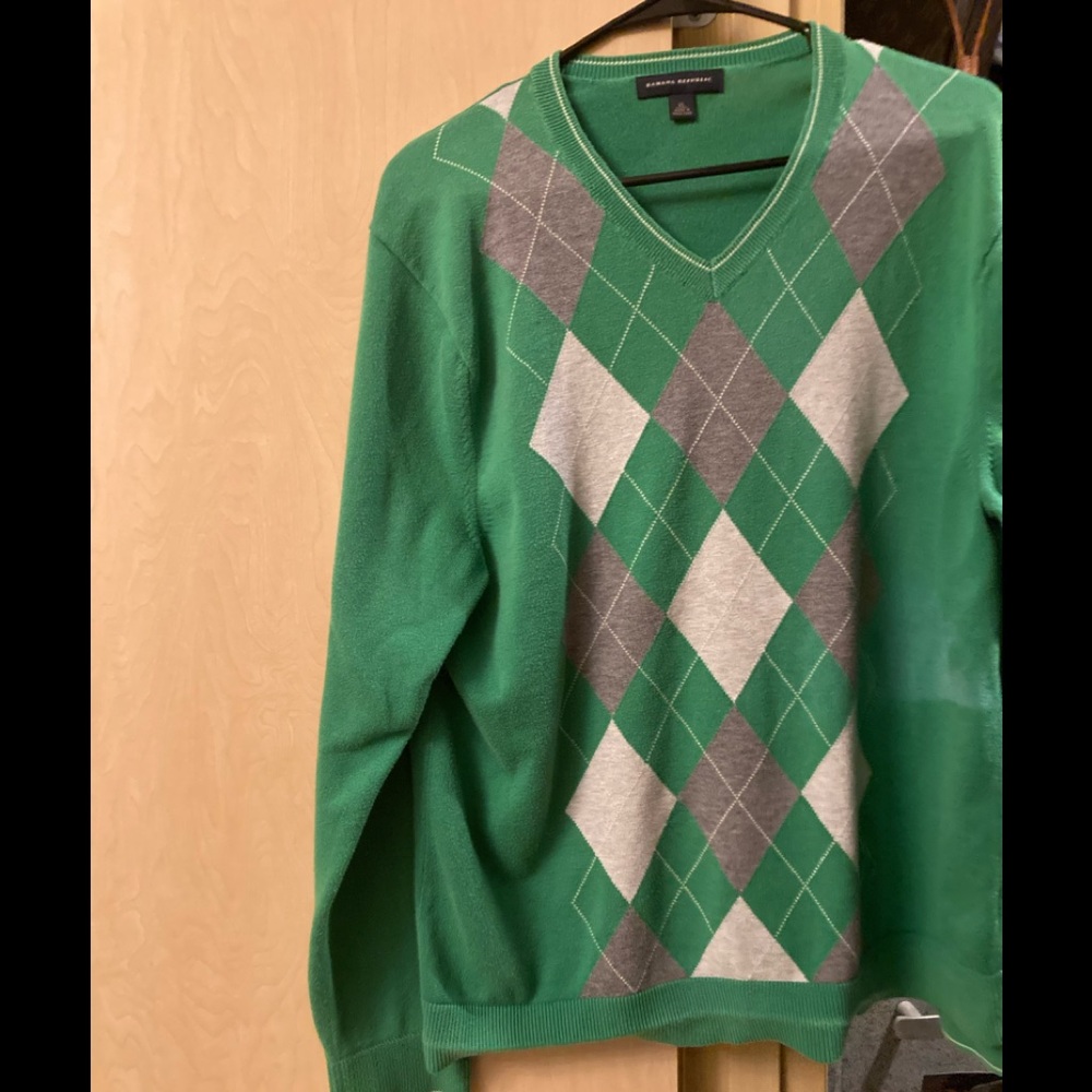 Men’s Green  and Gray Argyle Sweater